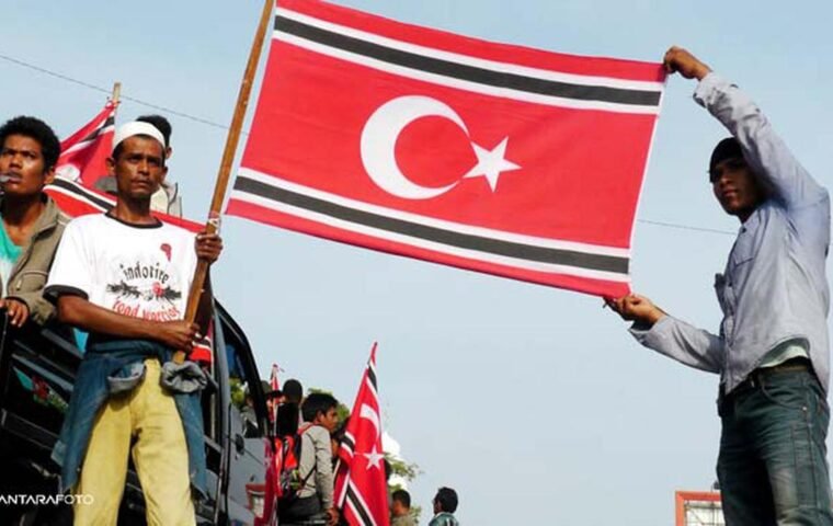 Bendera Bulan Bintang telah disahkan sebagai bendera Aceh