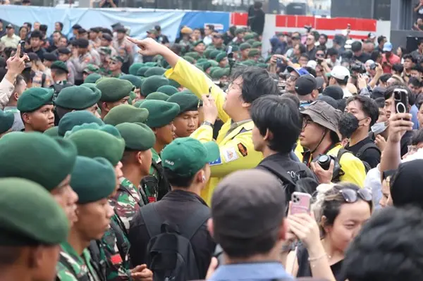 Demo Menuju Indonesia Bangkrut, Mahasiswa Layangkan 5 Tuntutan  Mahasalah APBN, MBG, hingga Militerisme
