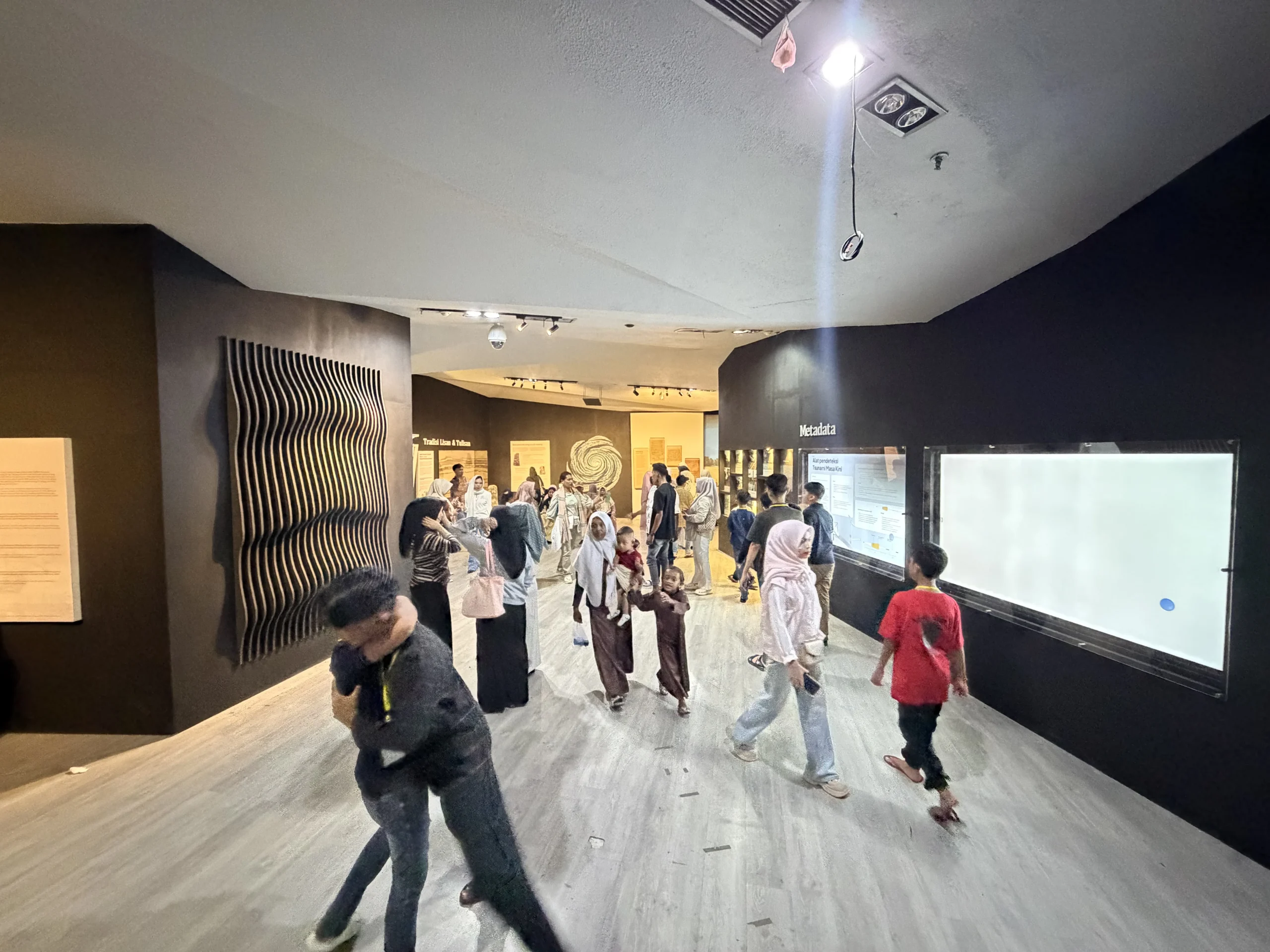 Pameran Tsunami Aceh Hadirkan Manuskrip Kuno dan Teknologi Peringatan Dini