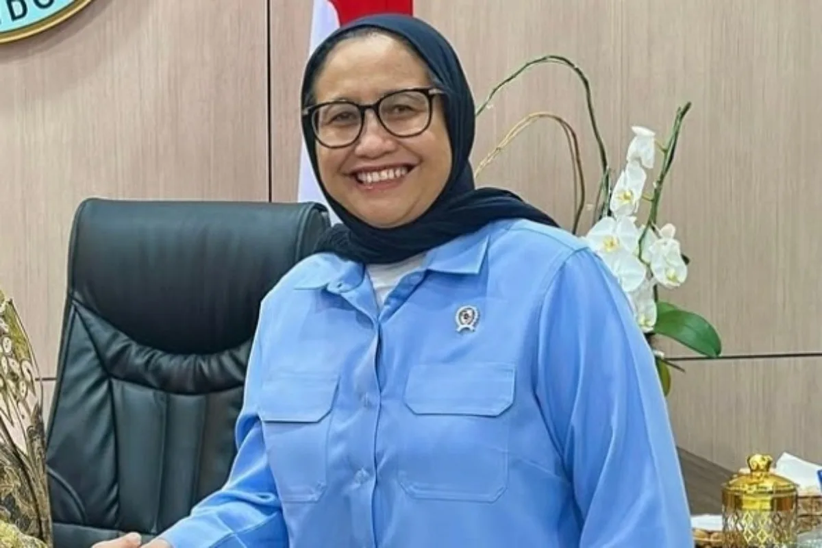Nanik Deyang Mundur BGN, Bongkar 414 Dapur Bermasalah Sebelum Pamit