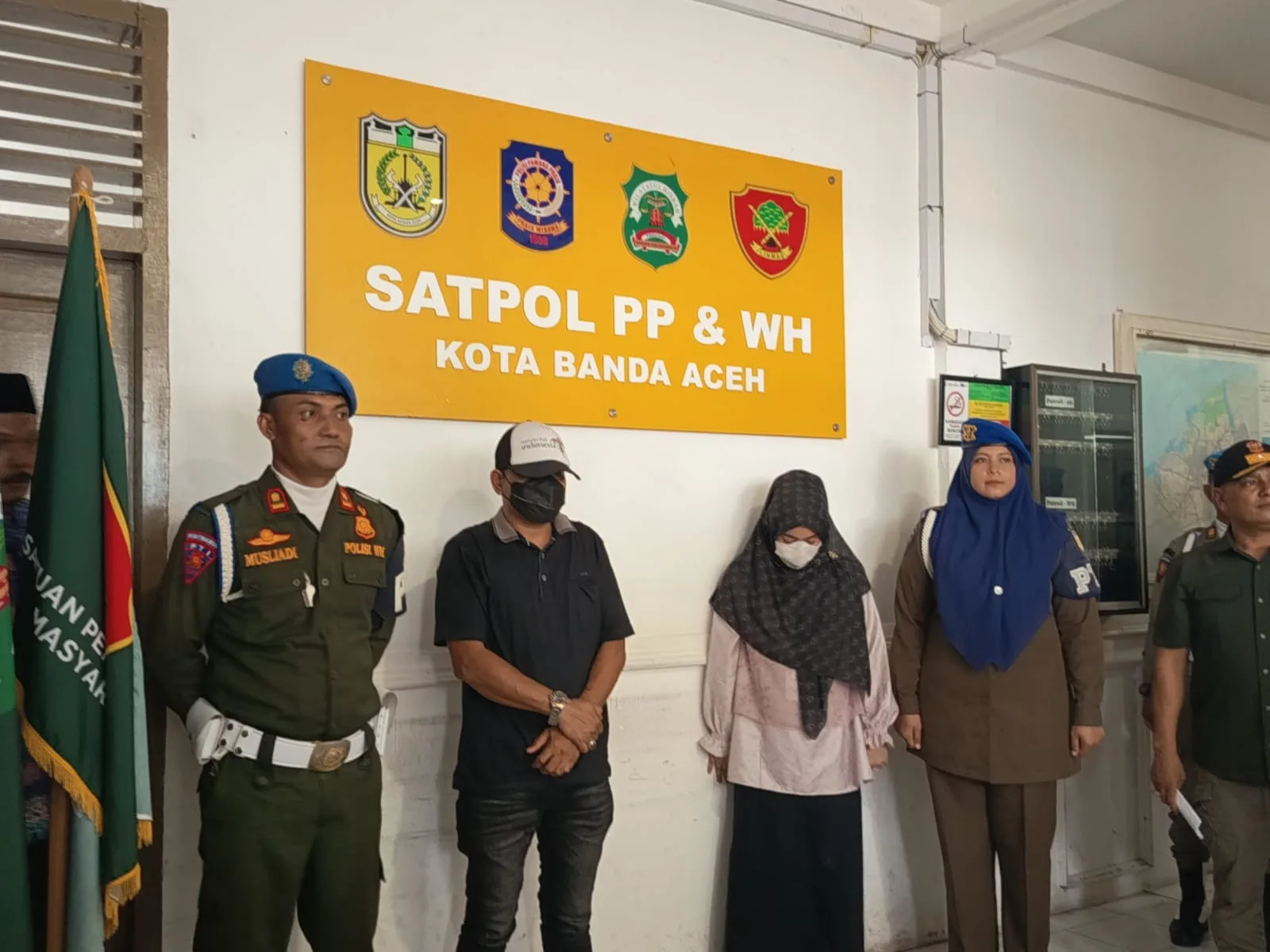 Nyaris Jadi DPO, Pasangan Terduga Khalwat Menyerahkan Diri ke Markas Satpol PP dan WH