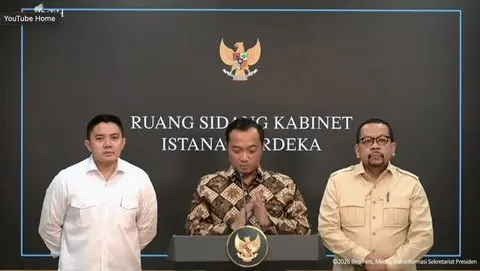 Dadan Hindayana dicopot dari jabatan Kepala Badan Gizi Nasional (BGN) menjadi perhatian publik, keputusan Presiden mencopo Pergantian mendadak ini terjadi di tengah berbagai sorotan terhadap pelaksanaan Program Makan Bergizi Gratis (MBG), salah satu program prioritas pemerintah yang selama ini berada di bawah koordinasi BGN.