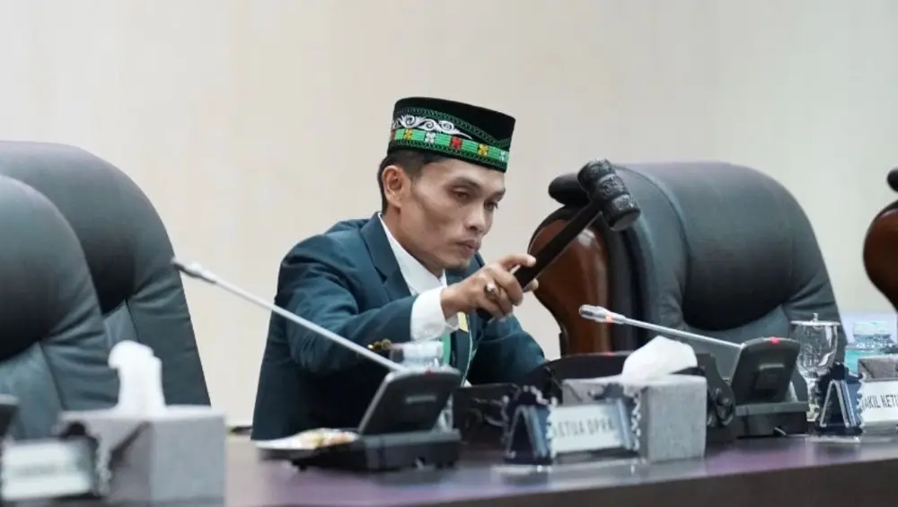 Masyarakat Bangun Jalan Sendiri, Salihin: BPJN Aceh Harusnya Malu