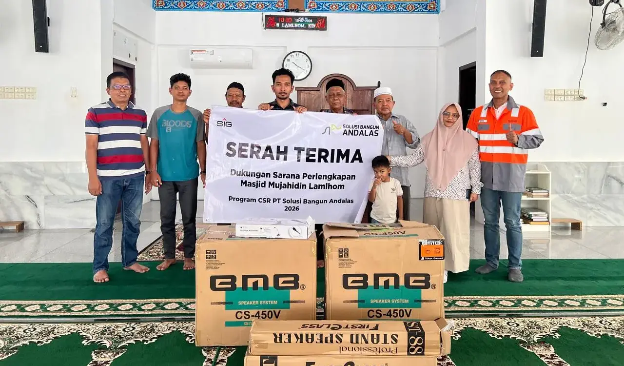 Dukung Kenyamanan Jamaah, SBA Bantu Sarana Masjid di Lhoknga dan Leupung