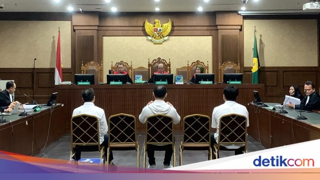 Dirjen Bea Cukai Djaka Budhi Utama Terima Suap Rp 21 M dari Blueray