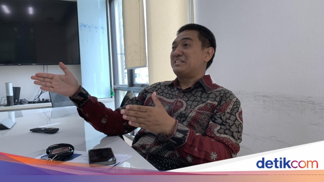 Eks Penyidik KPK Minta Investigasi Fasilitas Konpers Hotman Paris