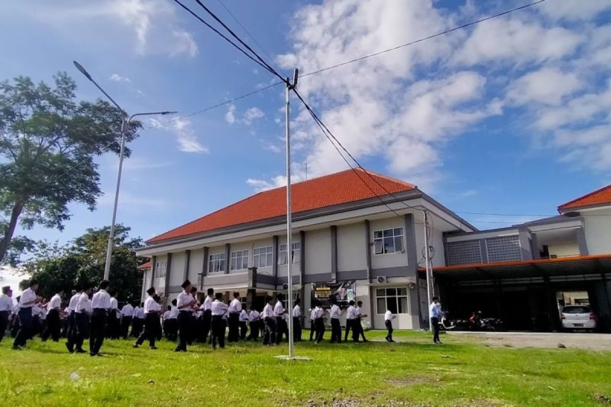 Empat Santri SMP Sains Tebuireng Lolos OSN 2026 Tingkat Provinsi