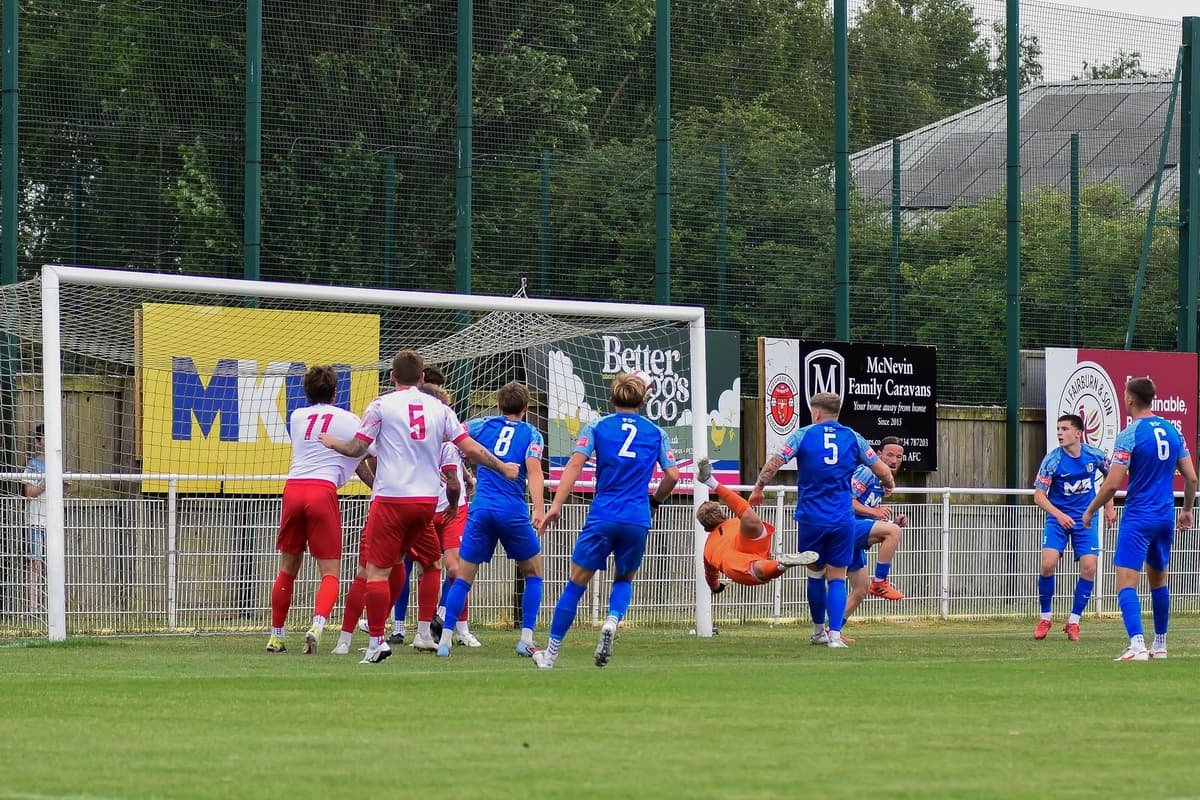 Skegness Town Tunjukkan Perkembangan Positif di Laga Persahabatan