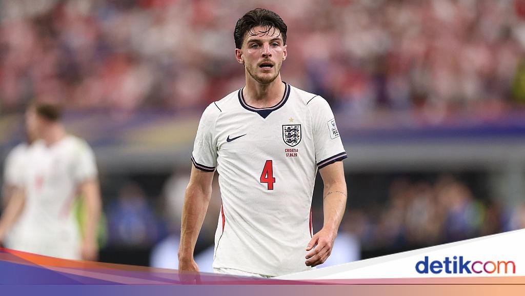 Thomas Tuchel Dihimbau Tak Paksakan Declan Rice Main