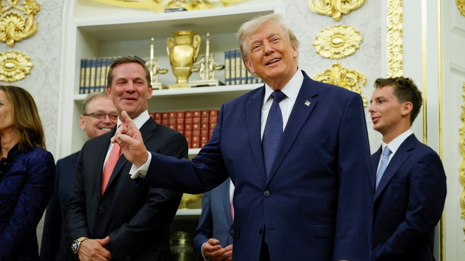 Trump Terlibat dalam Skandal Kartu Merah Piala Dunia 2026