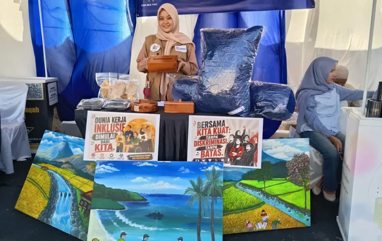 Karya Warga Disabilitas Ramaikan Festival QRIS di Banda Aceh