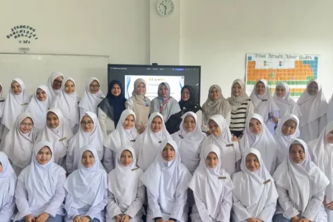 USK dan GEN-A Perkuat Edukasi Kesehatan Reproduksi Remaja di SMAIT Nurul Ishlah
