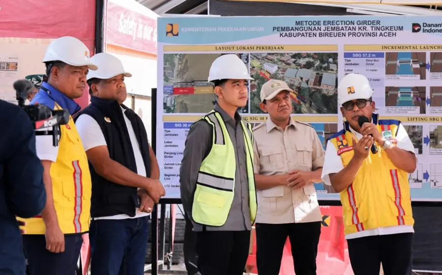 Wapres Gibran Tinjau Jembatan Krueng Tingkeum Bireuen, Progres Capai 80,5 Persen