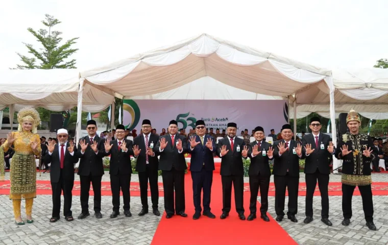 Upacara peringatan HUT ke-53 Bank Aceh yang berlangsung di Lapangan Expo UMKM Bank Aceh, Banda Aceh, Kamis (6/8/2026)