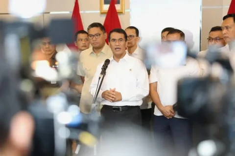 Menteri Pertanian Didesak Buka Data Bantuan Rp2,5 Triliun untuk Aceh