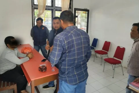 Tersangka Pengancaman Wisatawan di Bukit Lamreh Resmi Dilimpahkan ke Jaksa