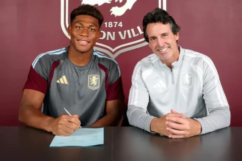Aston Villa Resmi Rekrut Kiper Jepang Zion Suzuki Senilai 35 Juta Euro