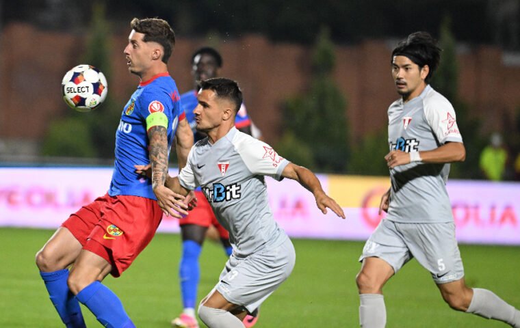 FCSB vs UTA Arad: Coman Buka Skor di SuperLiga