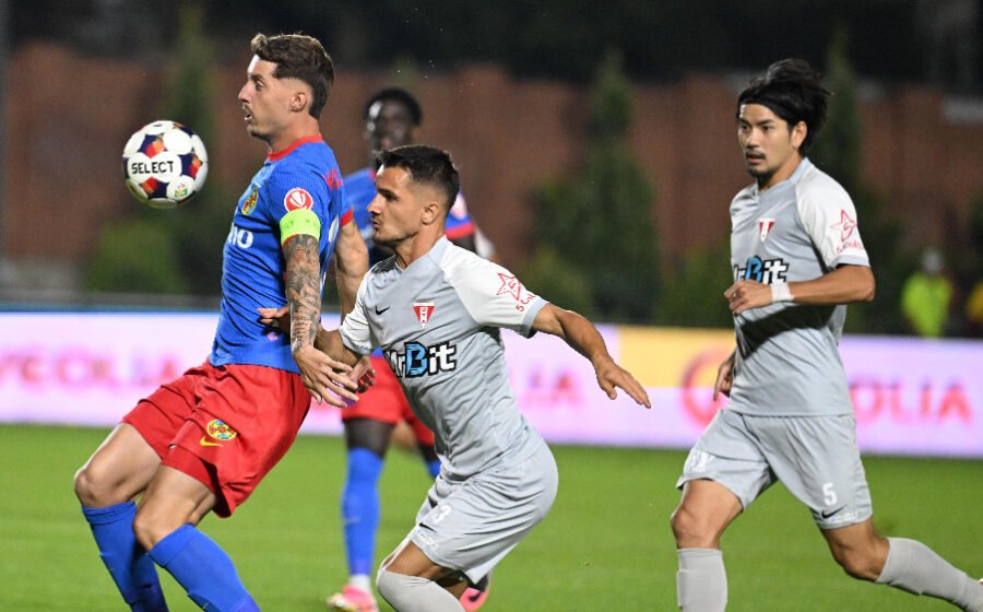 FCSB vs UTA Arad: Coman Buka Skor di SuperLiga