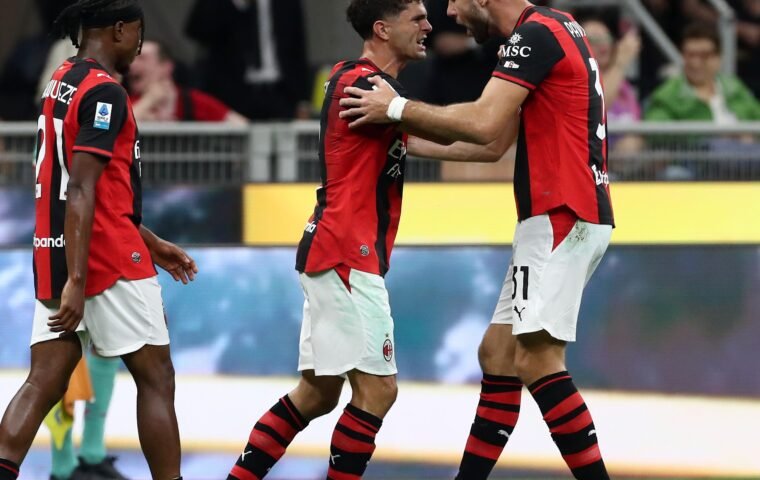AC Milan Menang 3-0 atas Lecce di San Siro