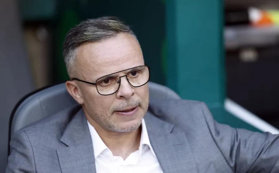 Agen Younes Ebnoutalib Kritik Pelatih Mohamed Ouahbi