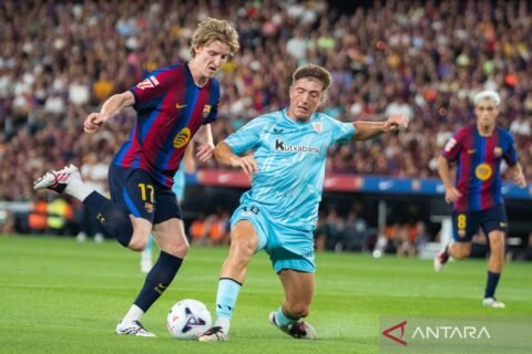 Anthony Gordon Ingatkan Inggris untuk Tak Tirukan Gaya Spanyol