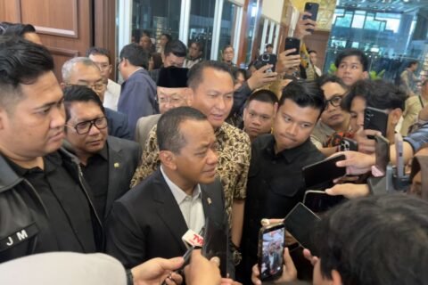 Bahlil Jamin Produksi Batu Bara Cukup untuk Kebutuhan Listrik Nasional