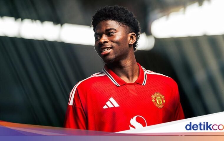 Carlos Baleba Siap Tampil untuk Manchester United Melawan Fulham