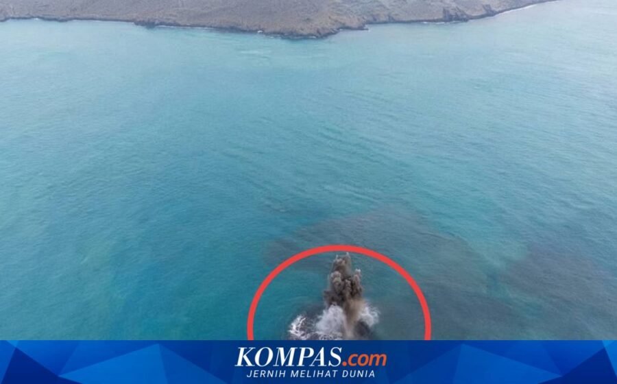 Daratan Baru Muncul di Gunung Anak Krakatau Akibat Erupsi