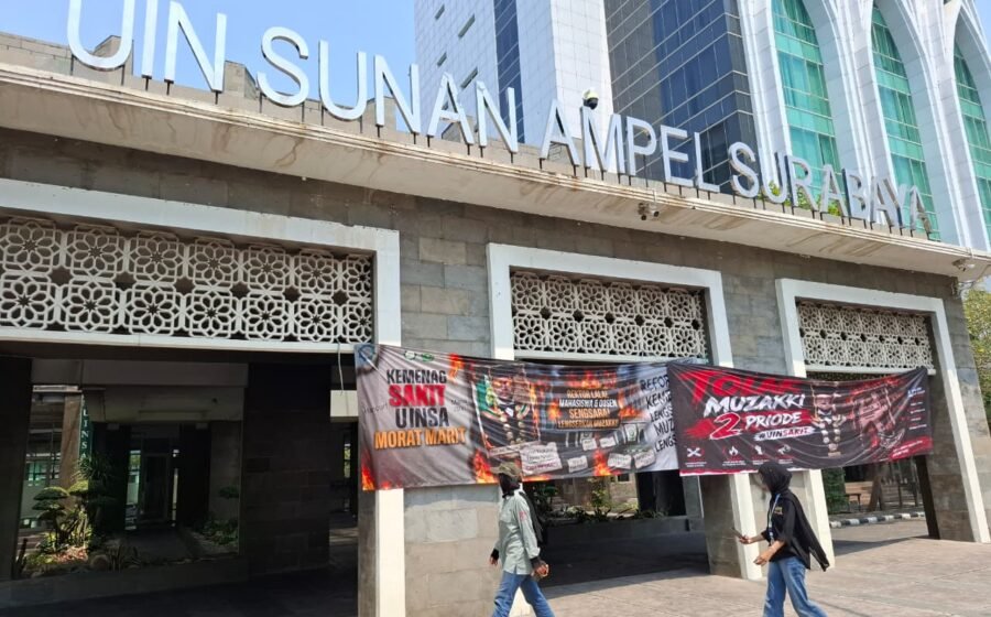 Demo Mahasiswa UINSA: Jurnalis Dilarang Meliput Oleh Keamanan
