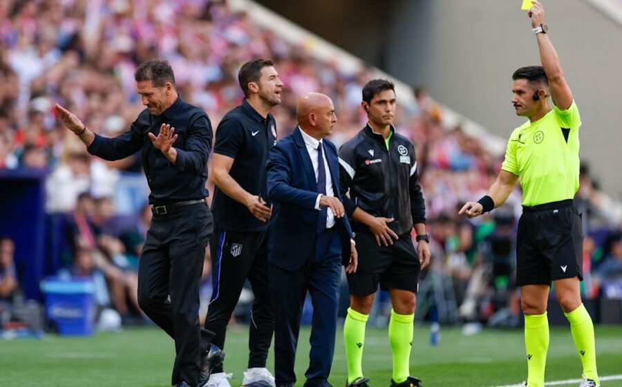 Derbi Madrid Memanas, Simeone Diberi Kartu Kuning