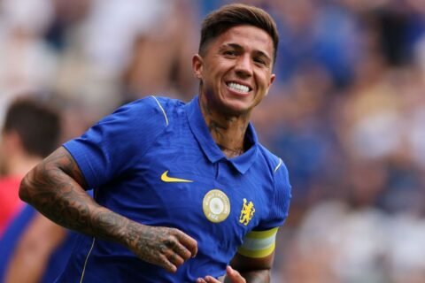 Enzo Fernández Resmi Bergabung dengan Man City Seharga £125 Juta