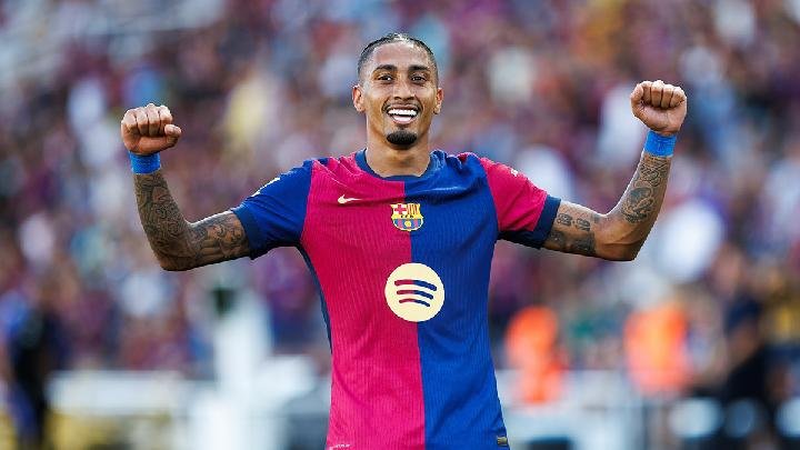 Hat-Trick Raphinha Bawa Barcelona Menang 3-1 atas Sevilla