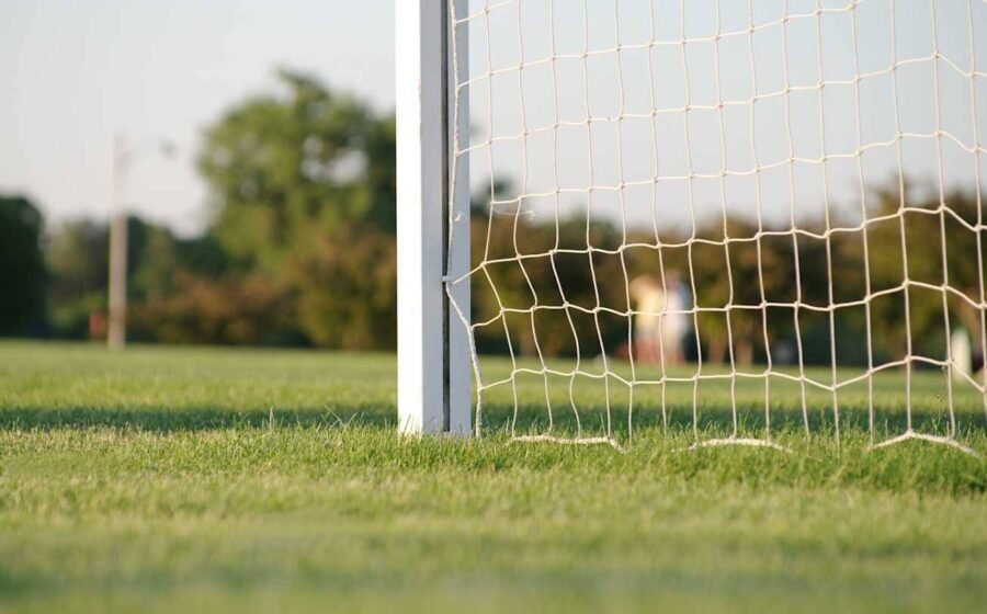 Hussein Abdulghani Kritik Pelatih Al-Ahli Usai Kekalahan dari Al-Qadsiah