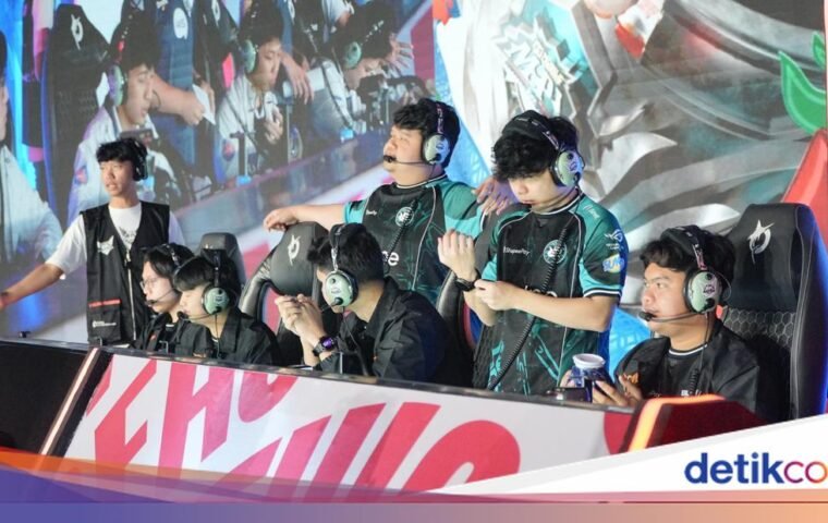 Jadwal Pertandingan MPL ID S18: RRQ Hoshi Vs Dewa United