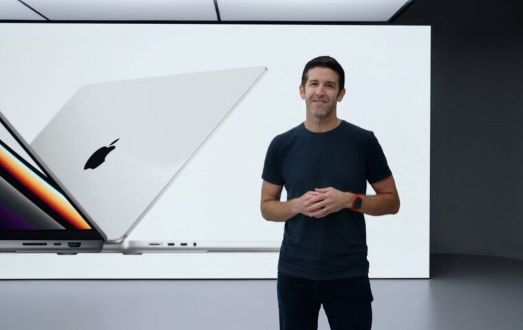 John Ternus Resmi Menjadi CEO Apple di Era AI dan Ponsel Lipat