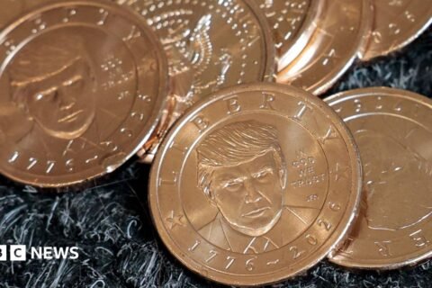 Koin $1 Bergambar Trump Diluncurkan di AS, Pecahkan Tradisi