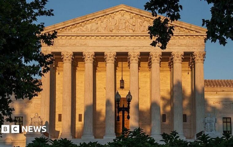 Mahkamah Agung AS Izinkan Trump Gunakan Basis Data Kontroversial