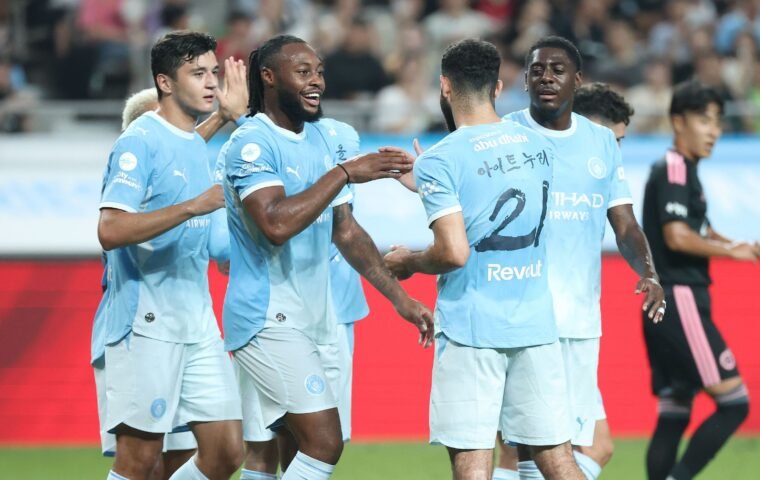 Manchester United Usaha Merekrut Rayan Ait-Nouri dari City