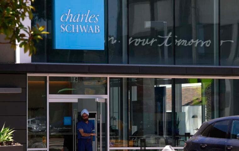 Meta Luncurkan AI, Rivalitas Schwab dan Robinhood Memanas