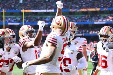 NFL di Melbourne: 100.021 Fans Meriahkan Pertandingan di MCG