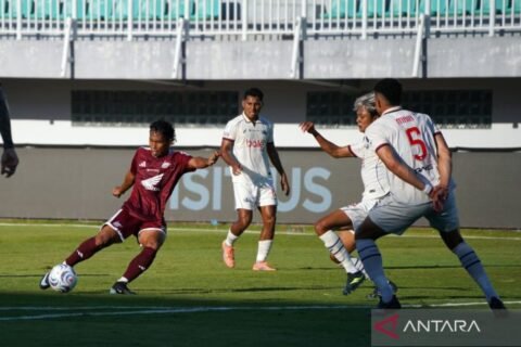 PSM Makassar dan Persita Tangerang Akhiri Pertandingan 2-2