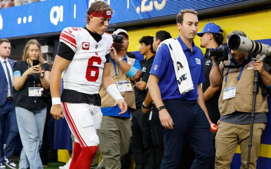 Quarterback Giants Jaxson Dart Mengalami Cedera Lutut