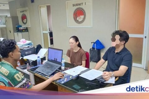 Selebgram Jule Ditangkap Polisi Terkait Kasus Vape Narkoba