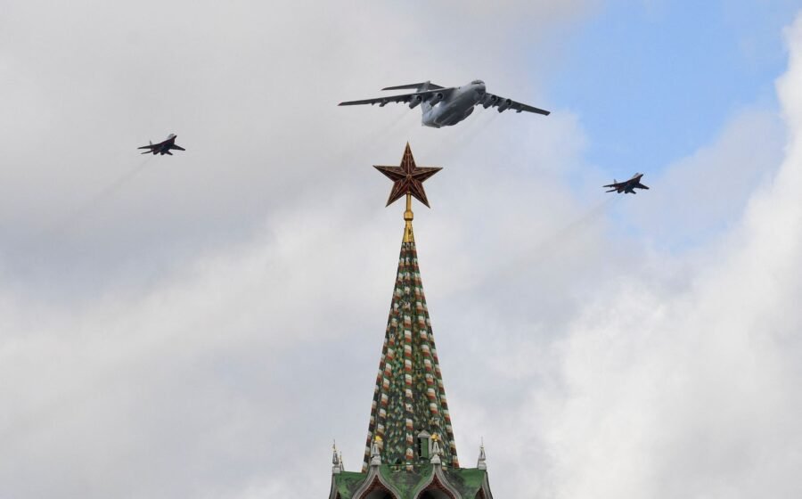 Serangan Ukraina Rusak Jet Tempur MiG-29 di Pangkalan Rusia