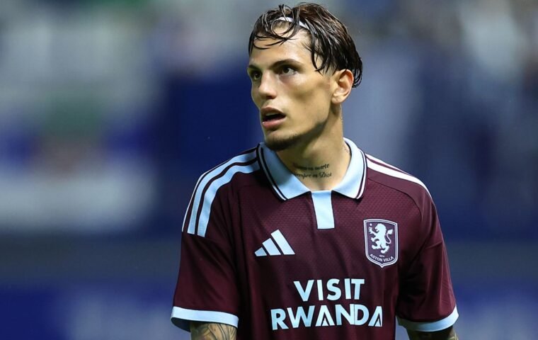Unai Emery Tantang Alejandro Garnacho di Aston Villa