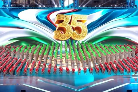 Uzbekistan Rayakan 35 Tahun Kemerdekaan dengan Spektakuler